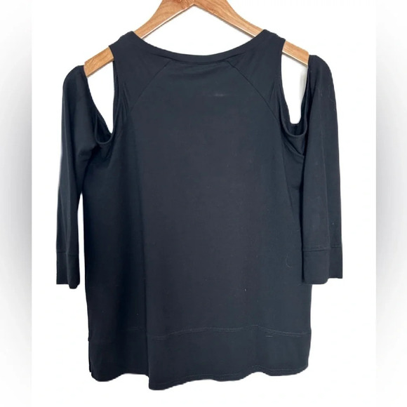 Cupcakes & Cashmere Black Mariam Cold Shoulder Top‎ Small - Picture 2 of 9